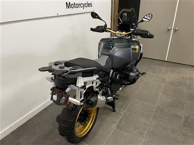 5760_90035